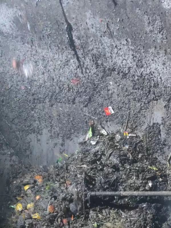 湄潭污水池清理